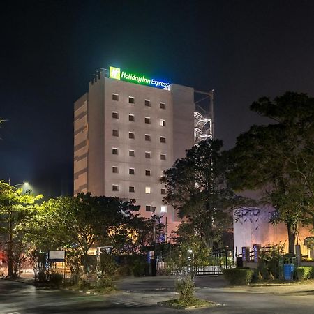 Holiday Inn Express Kolkata New Town By Ihg Екстериор снимка
