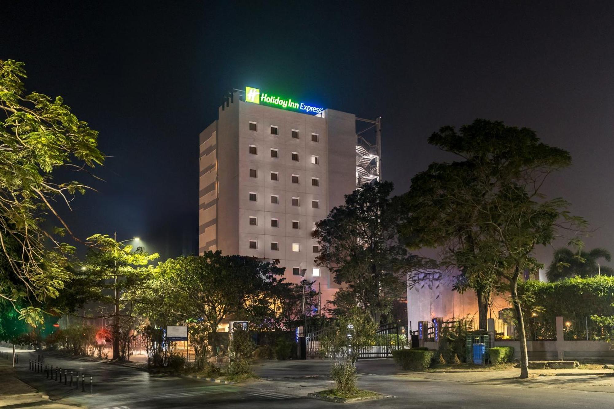 Holiday Inn Express Kolkata New Town By Ihg Екстериор снимка